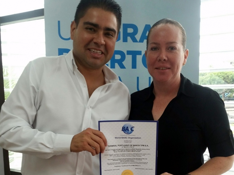 Terminal Portuario de Manta obtiene certificado de comercio seguro internacional